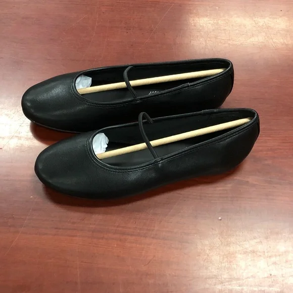 Wild Pair Black Loafers - Picture 3 of 7